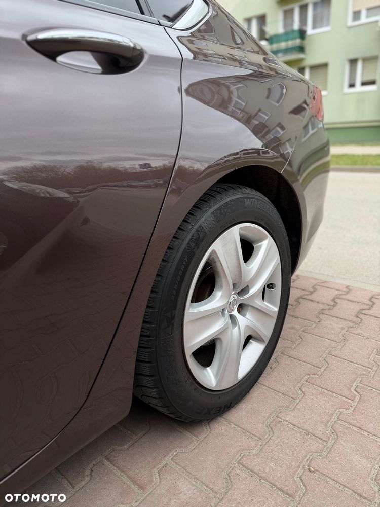 Opel Insignia 1.5 T Innovation S&S Eco - 33