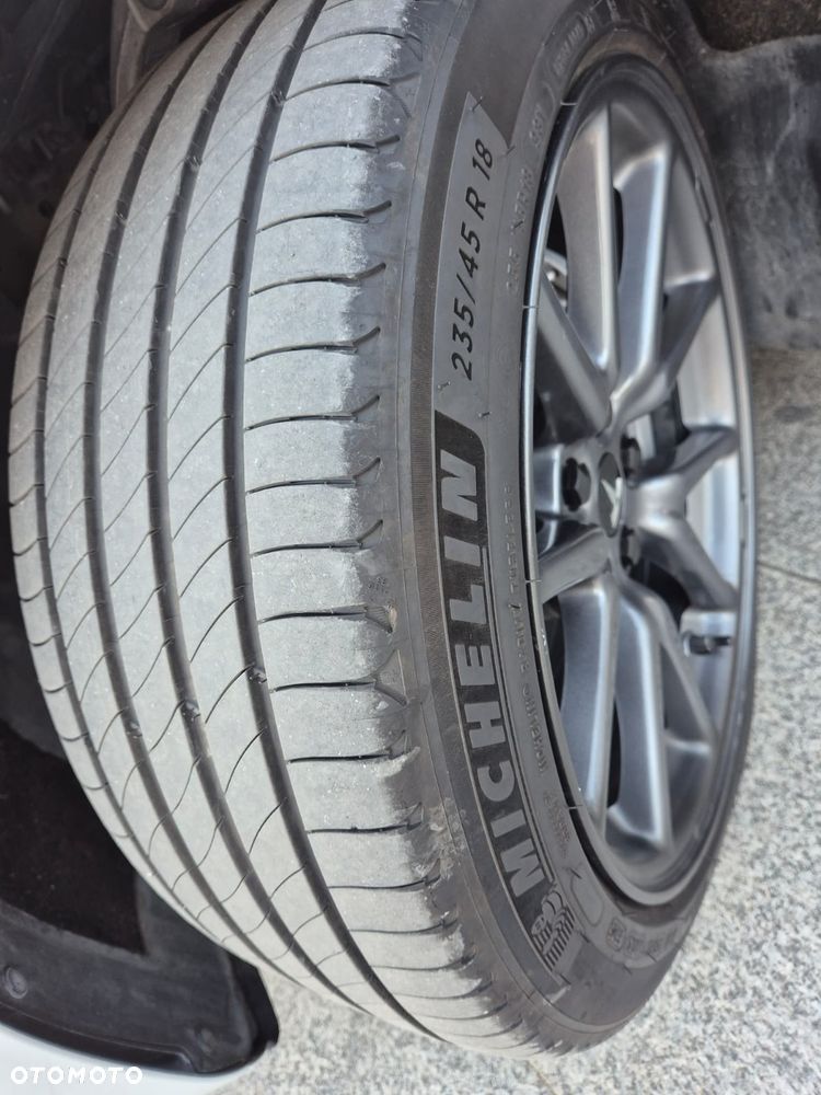 Tesla Model 3 Standard Range Plus - 16