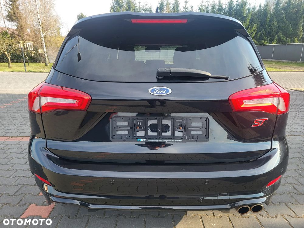 Ford Focus 2.0 EcoBlue ST - 3