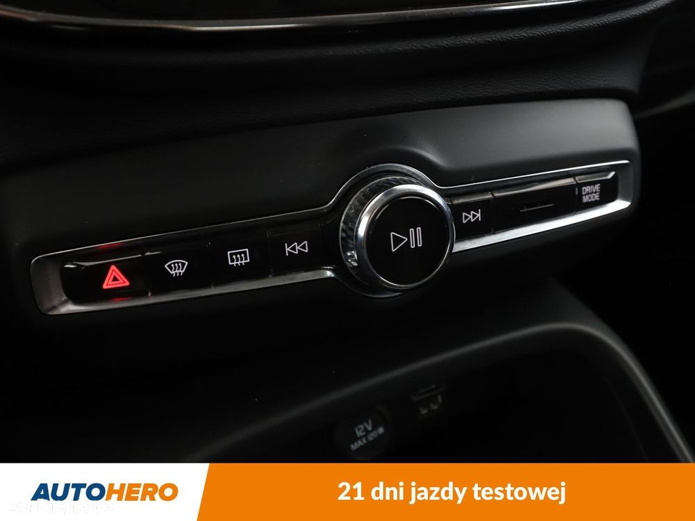 Volvo XC 40 D3 Momentum - 26