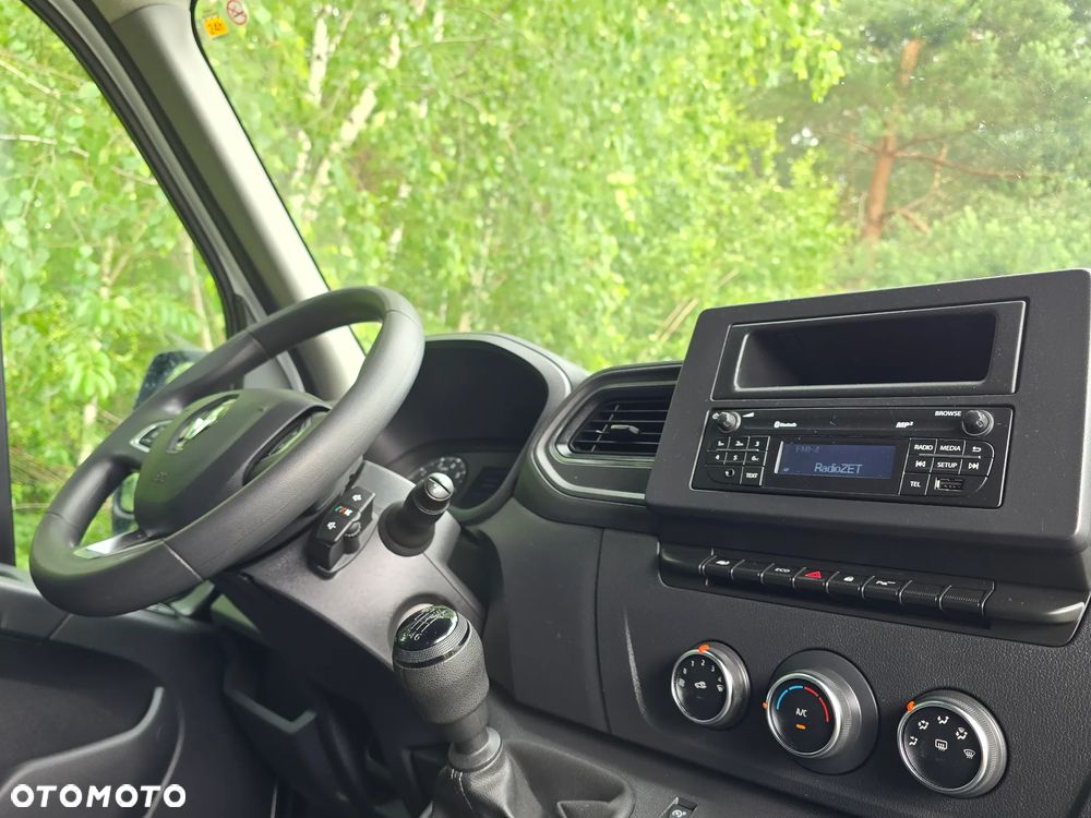Renault Master 2.3 , 2023 ROK  ,niski przebieg ,Salon Polska ASO L3H2 , bez wkładu , czujniki parkowania - 11