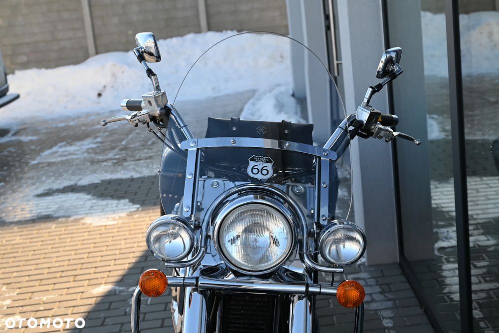 Suzuki Intruder - 39