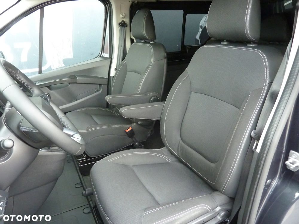 Renault TRAFIC - 10