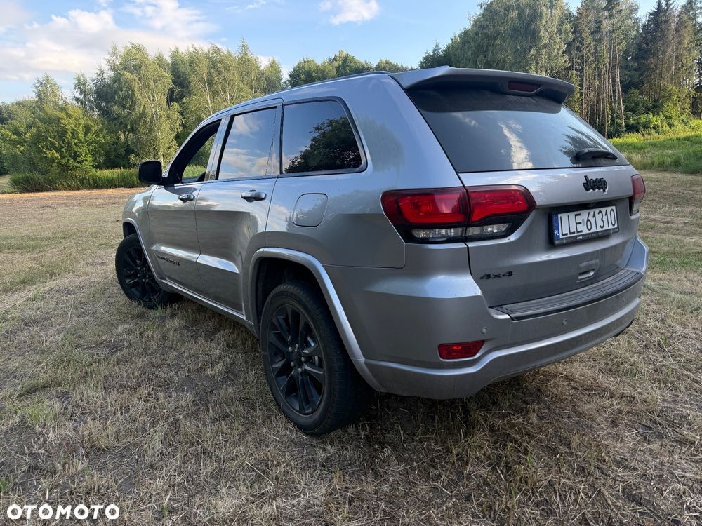 Jeep Grand Cherokee - 7