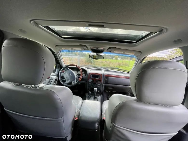 Jeep Grand Cherokee 4.7 Overland - 11