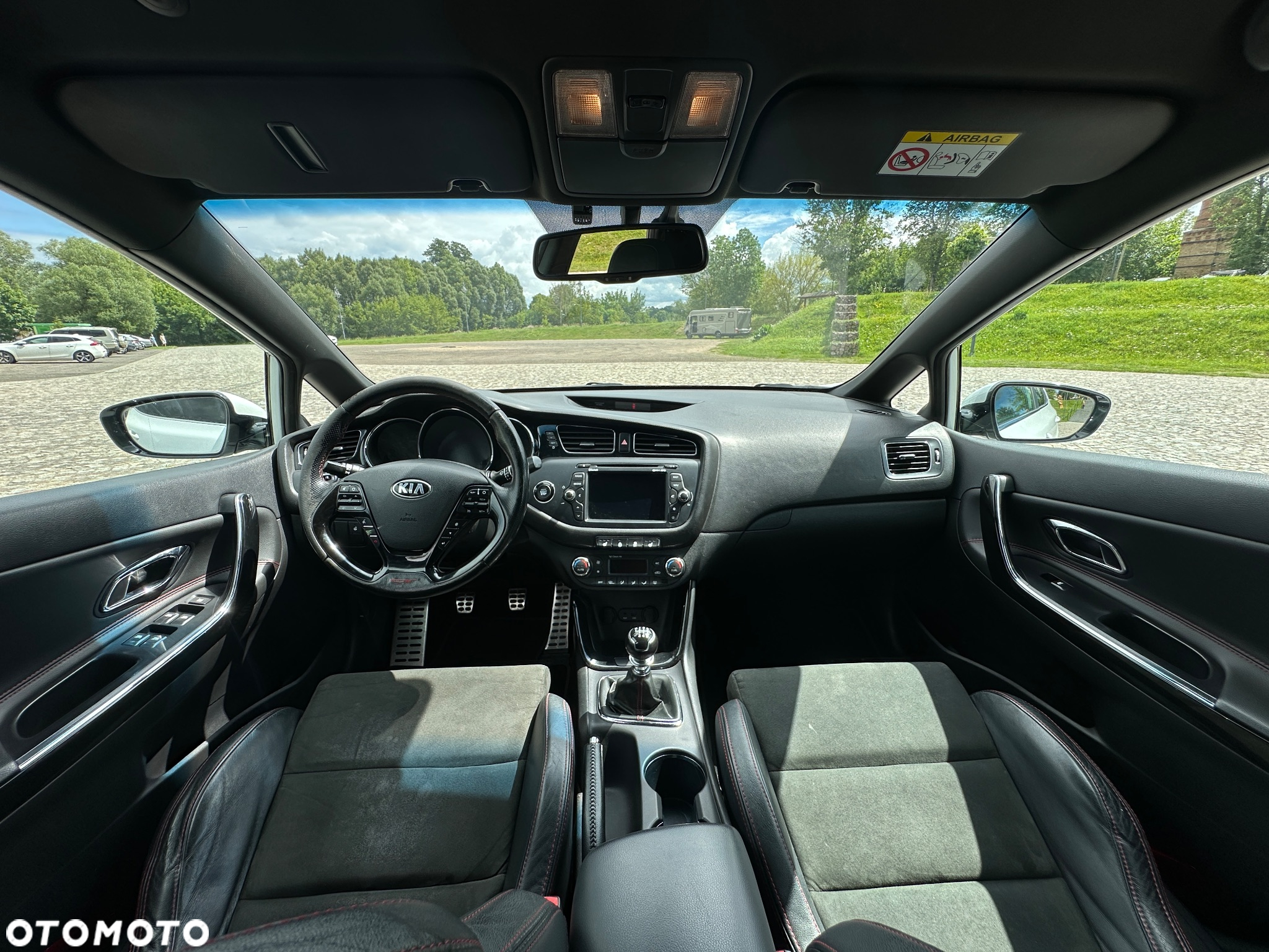 Kia Ceed - 14