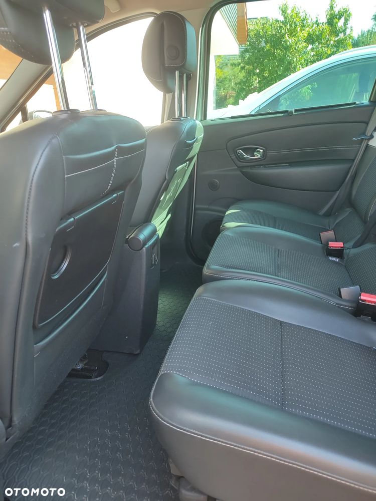 Renault Scenic 1.5 dCi Dynamique EDC - 16