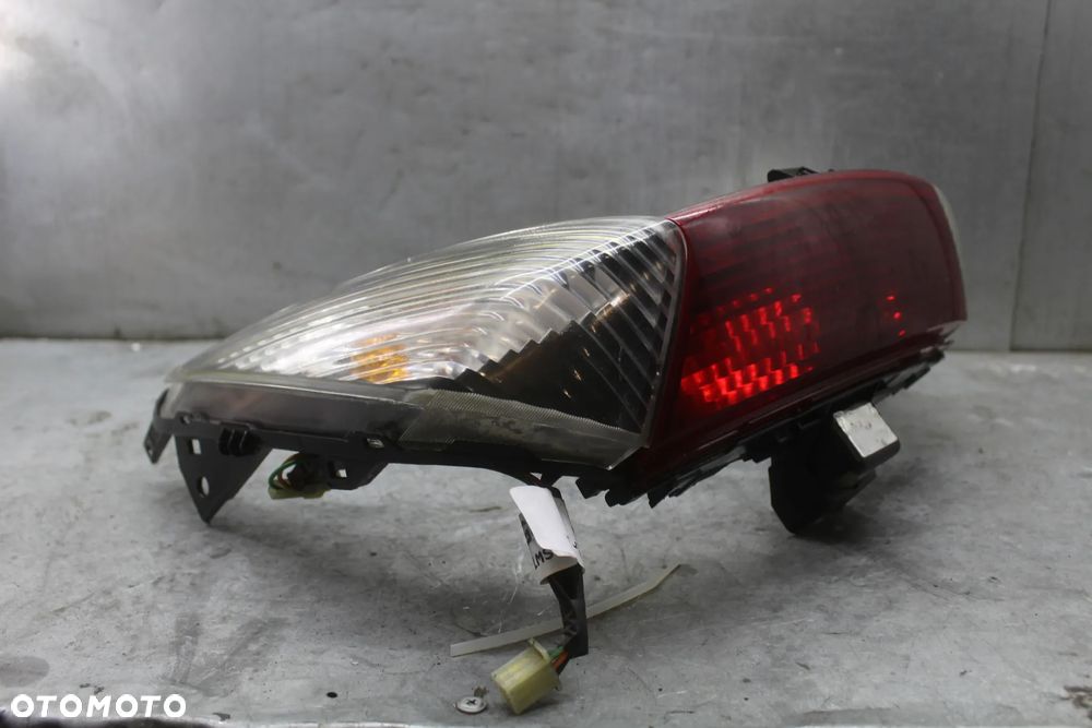 Honda SWT Silver Wing 600 400 lampa tył tylna - 1