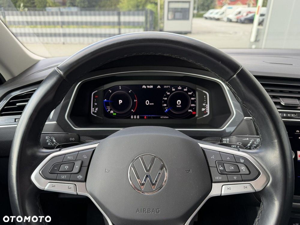 Volkswagen Tiguan Allspace 2.0 TDI 4Mot Elegance DSG - 31