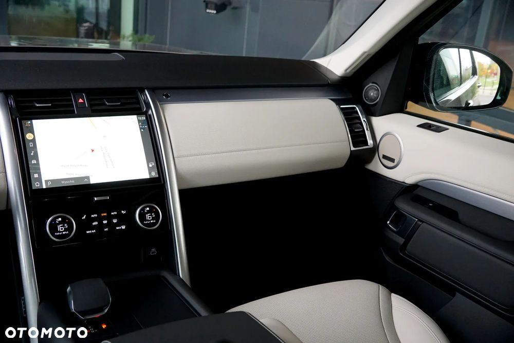 Land Rover Discovery 3.0 D250 mHEV Dynamic SE - 28