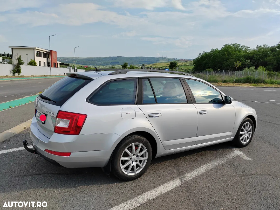 Skoda Octavia 1.6 TDI DPF Ambition Green tec - 5