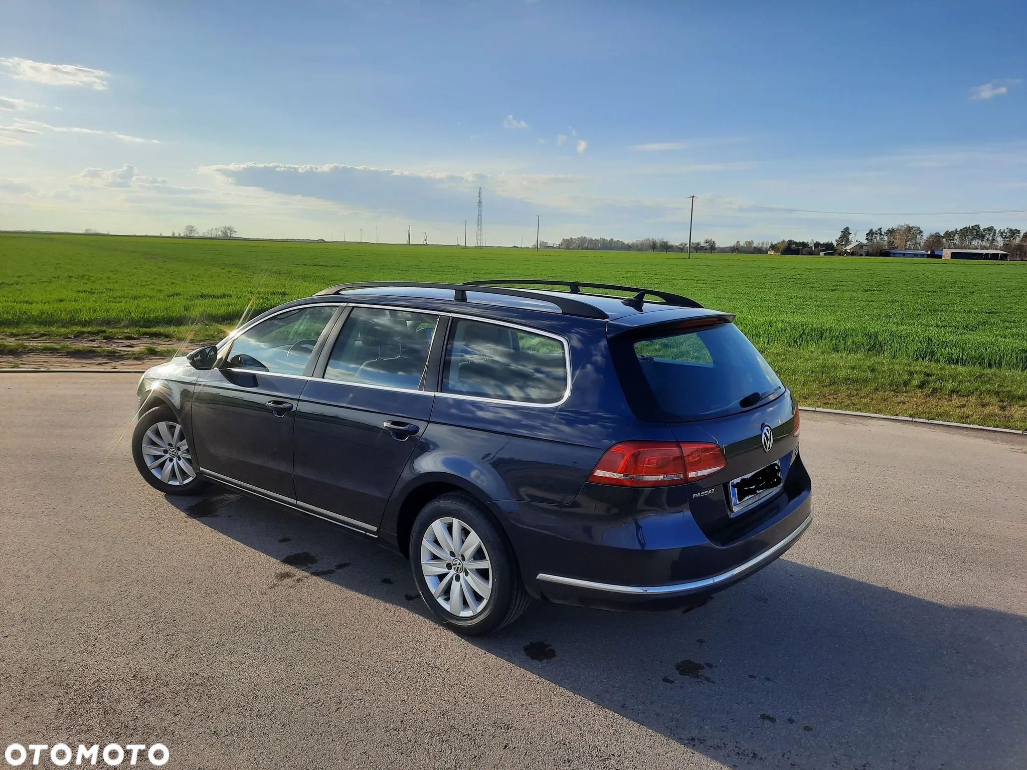 Volkswagen Passat 2.0 TDI Comfortline - 4