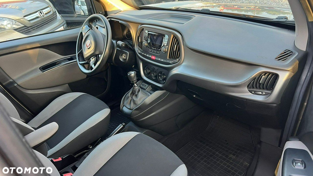 Fiat Doblo - 23