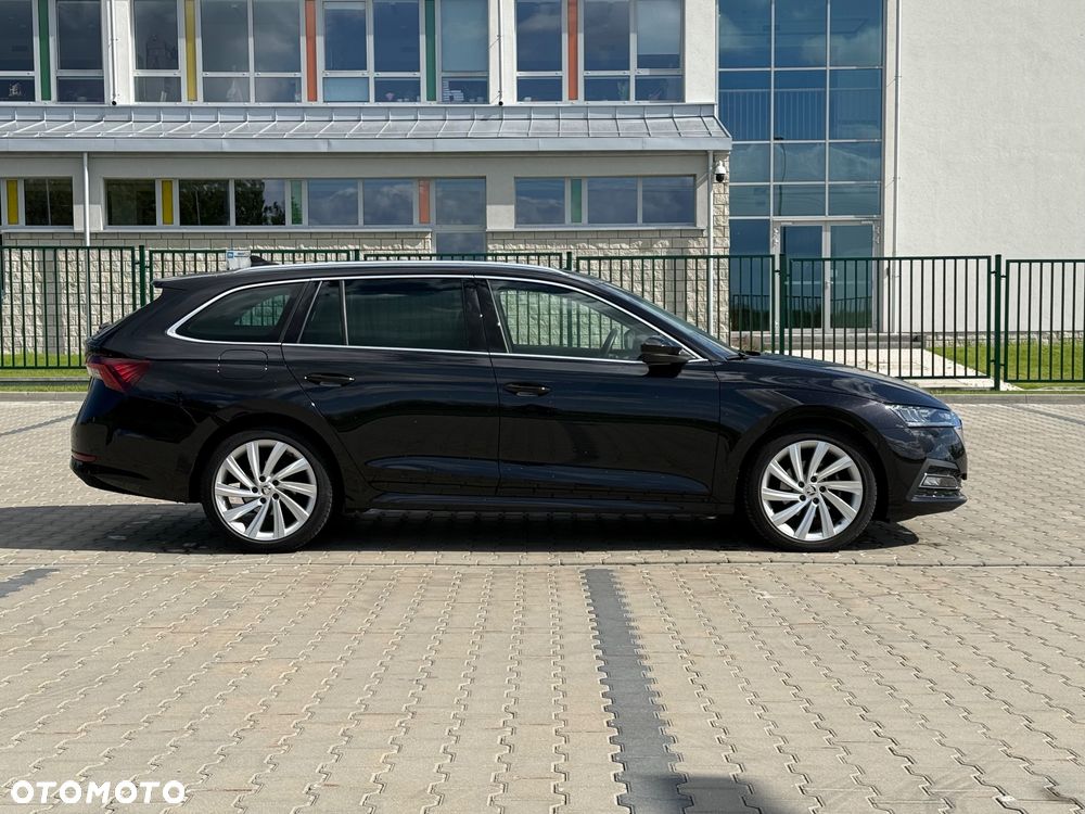 Skoda Octavia 2.0 TDI SCR Style DSG - 8