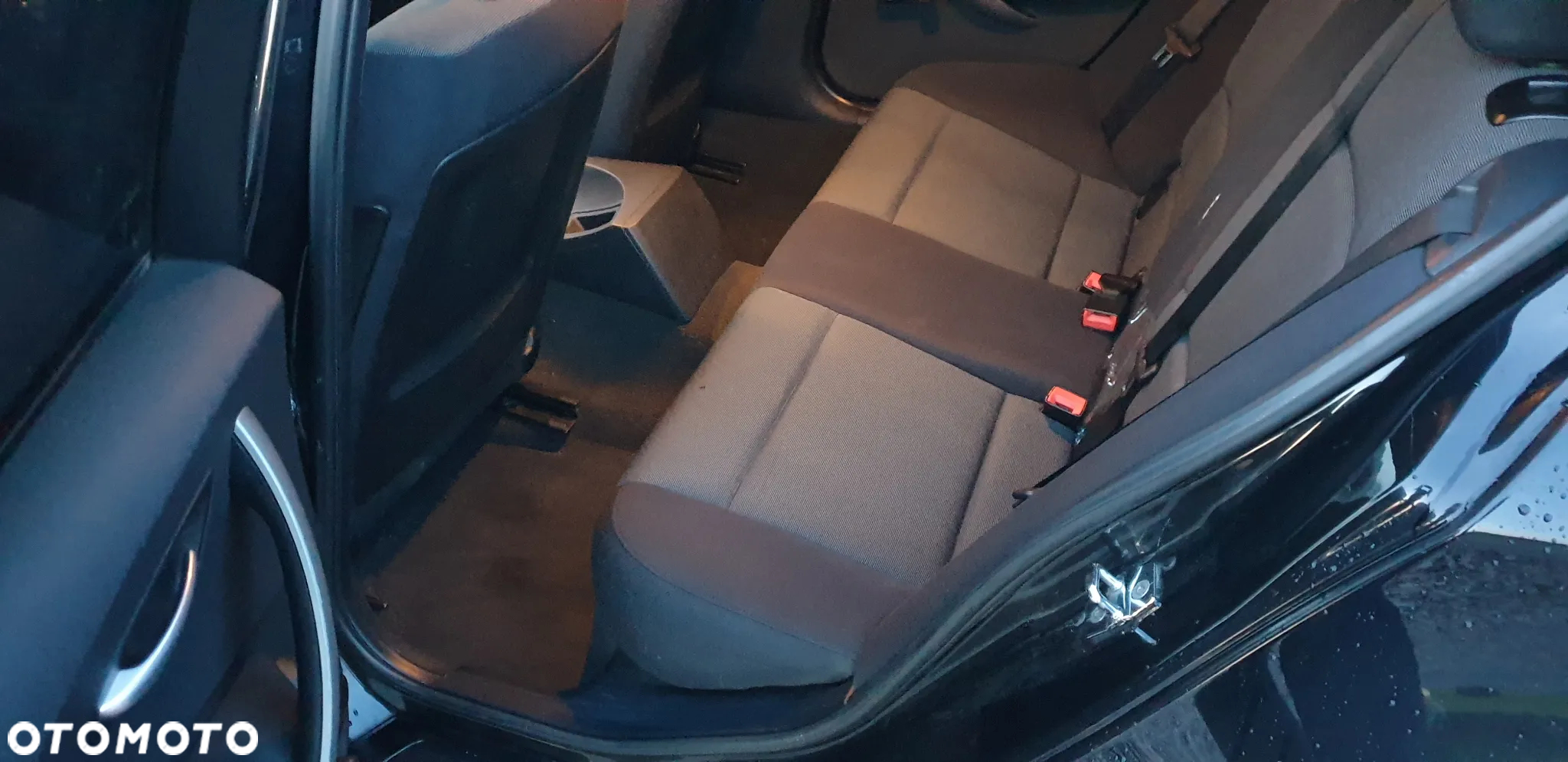 BMW Seria 1 116i - 16