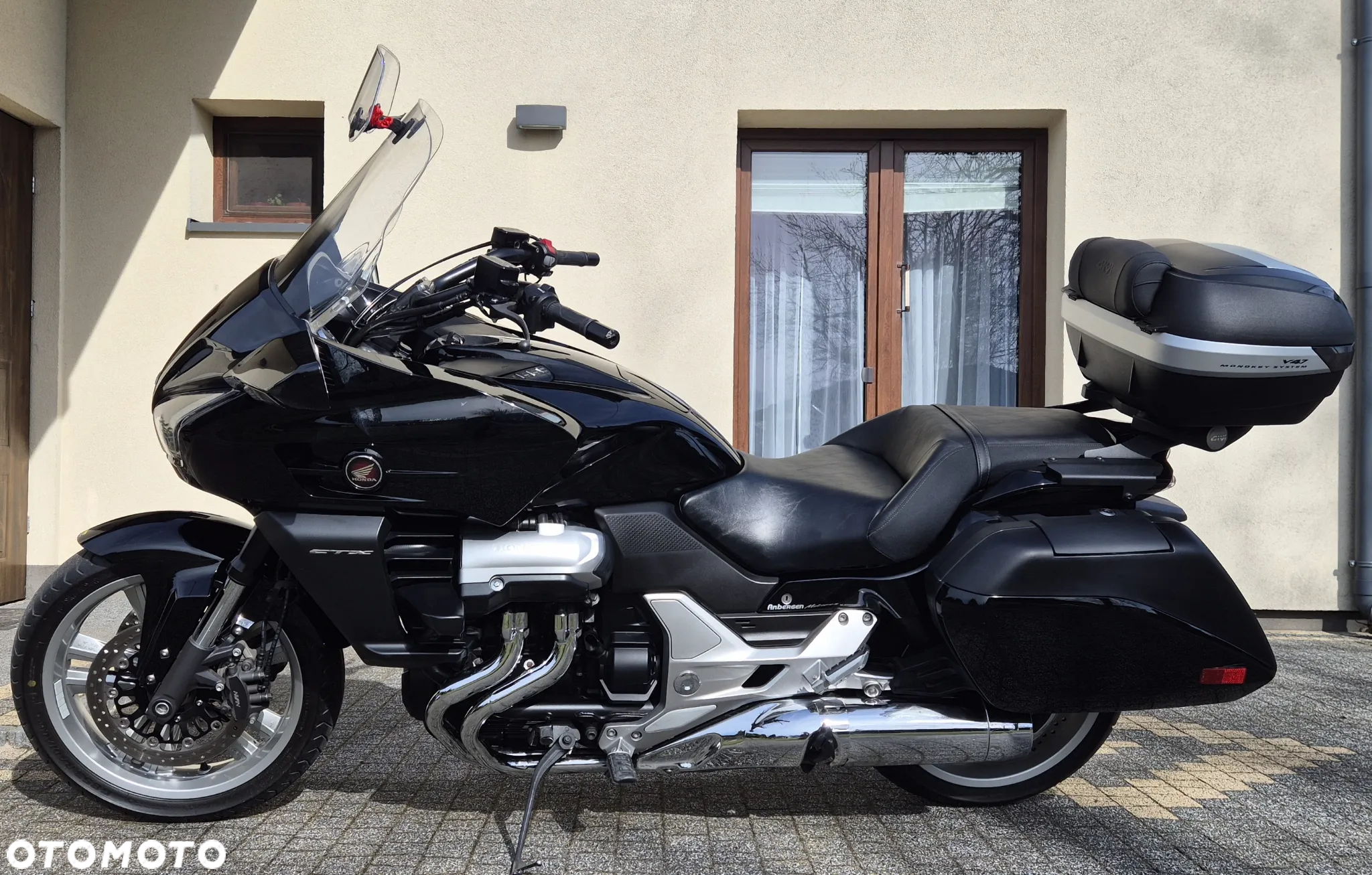 Honda CTX - 2