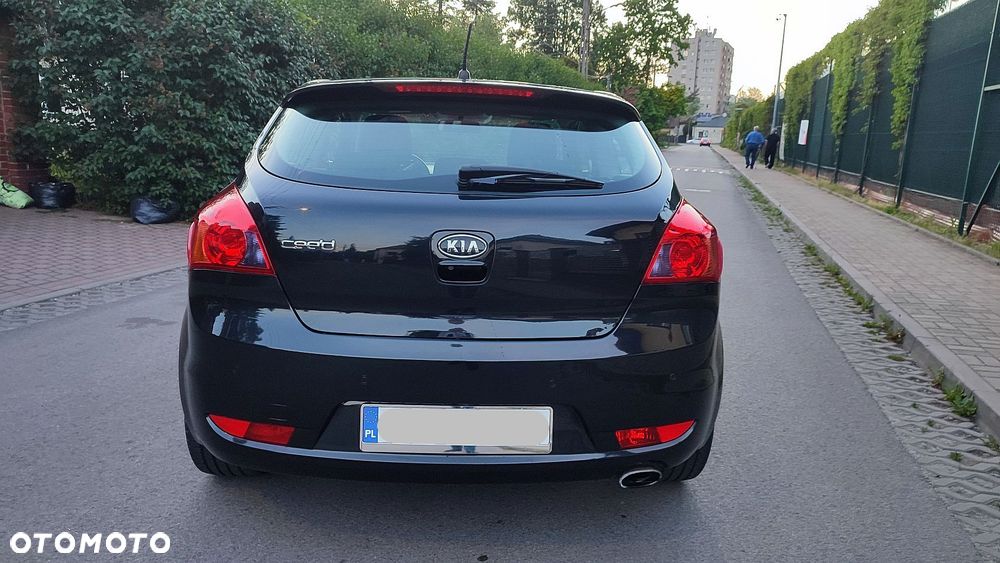 Kia ProCeed 1.4 CVVT Dream-Team Edition - 33