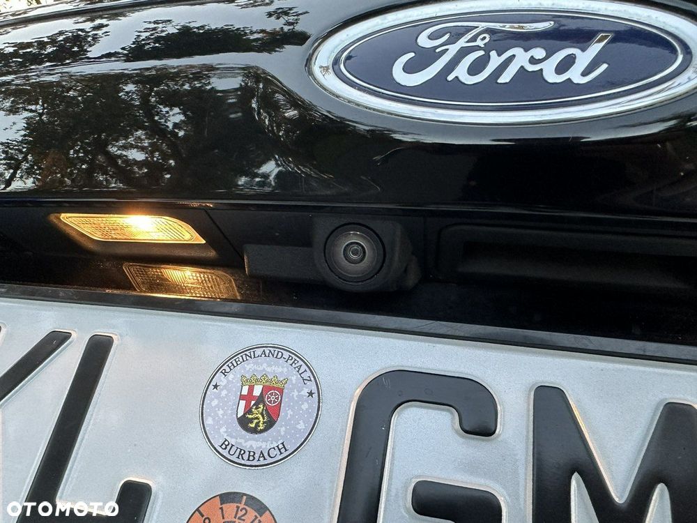 Ford Mondeo - 28