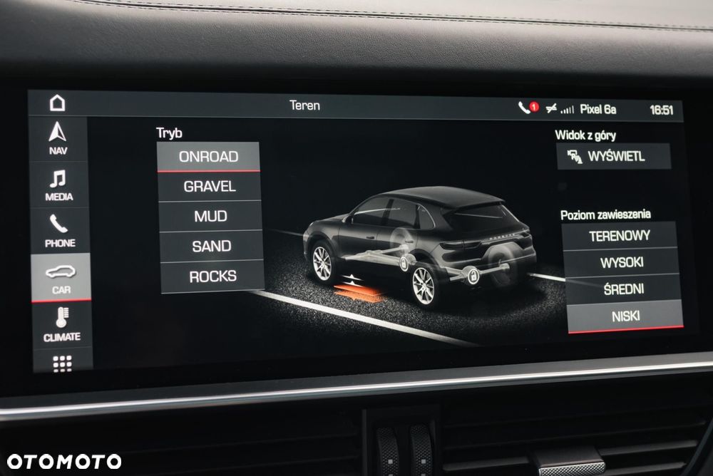 Porsche Cayenne - 22