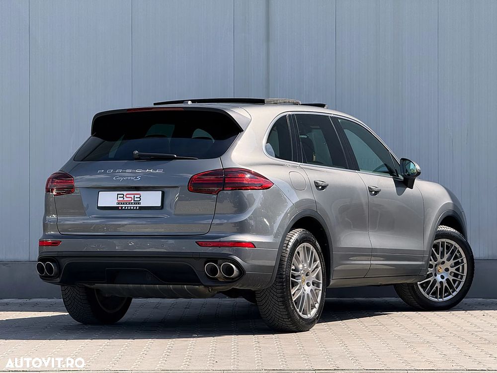 Porsche Cayenne 3.6 L S - 9