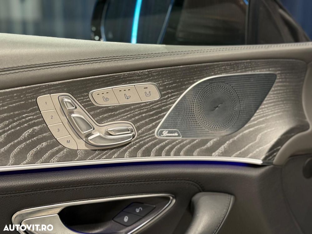 Mercedes-Benz CLS - 26