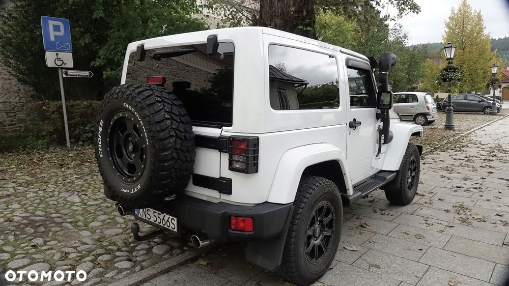 Jeep Wrangler - 10