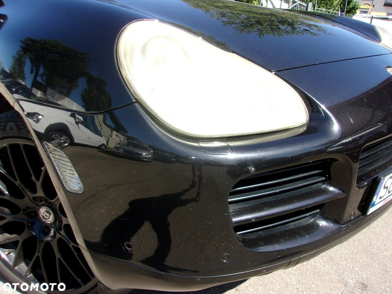Porsche Cayenne - 4