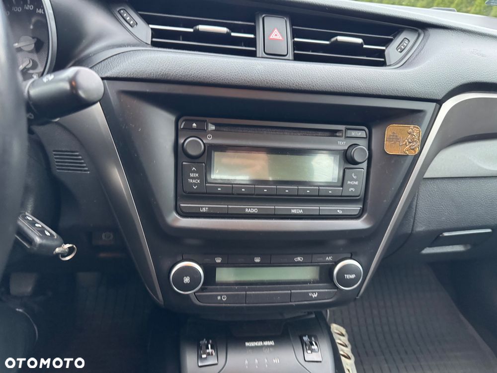 Toyota Avensis - 15