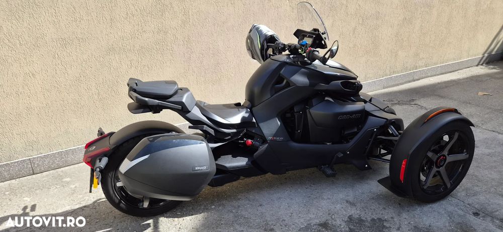 Can-Am Ryker 900 - 4