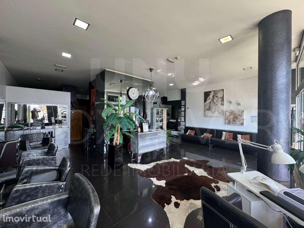 Loja - Destinada a Serviços - Abelheira, Viana do Castelo - Grande imagem: 3/14