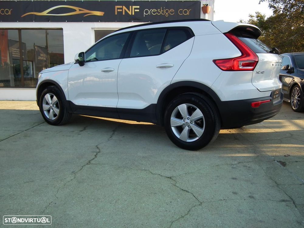 Volvo XC 40 2.0 D3 Momentum - 7