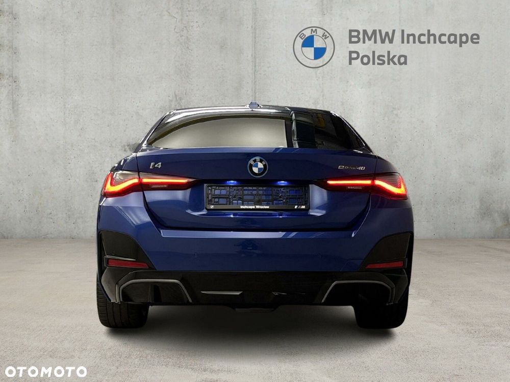 BMW i4 - 4