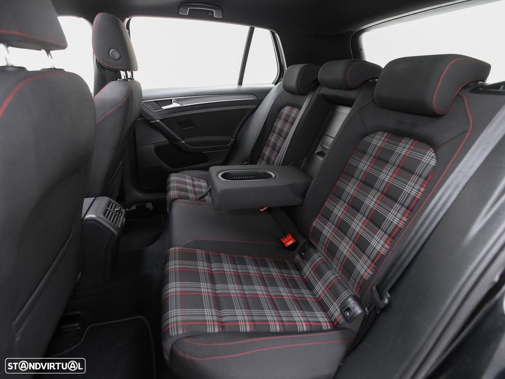 VW Golf GTI (BlueMotion ) DSG - 8