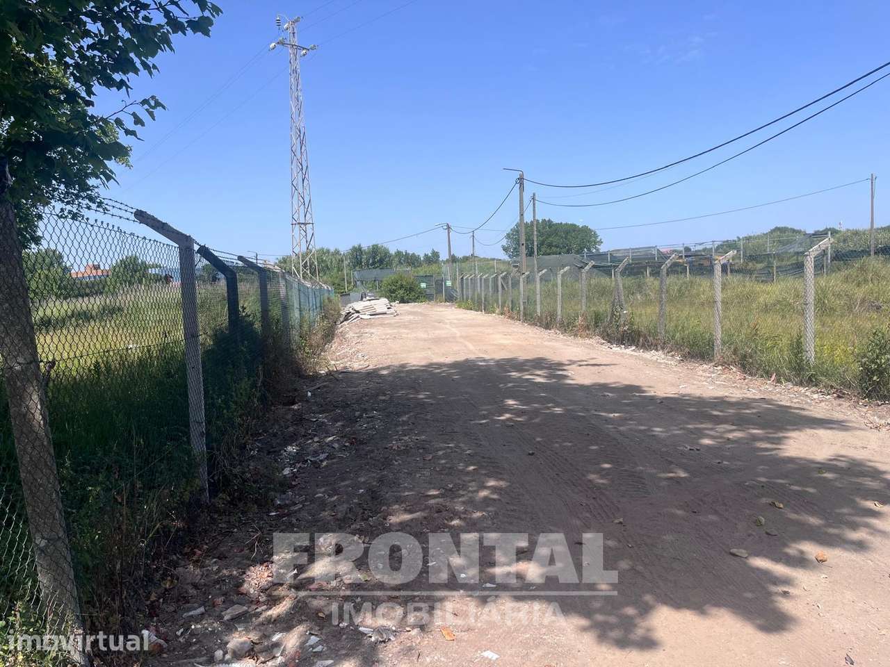 Terreno Industrial Plano – 7.200 m² | Perto do porto de Leixões | Zona - Grande imagem: 3/33