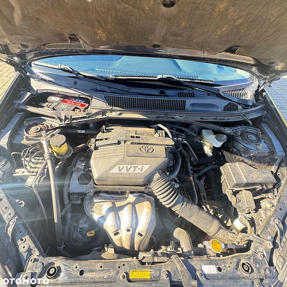 Toyota RAV4 2.0 VVT-i 4x4 - 19