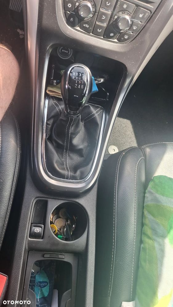 Opel Astra 1.4 Turbo Design Edition - 13