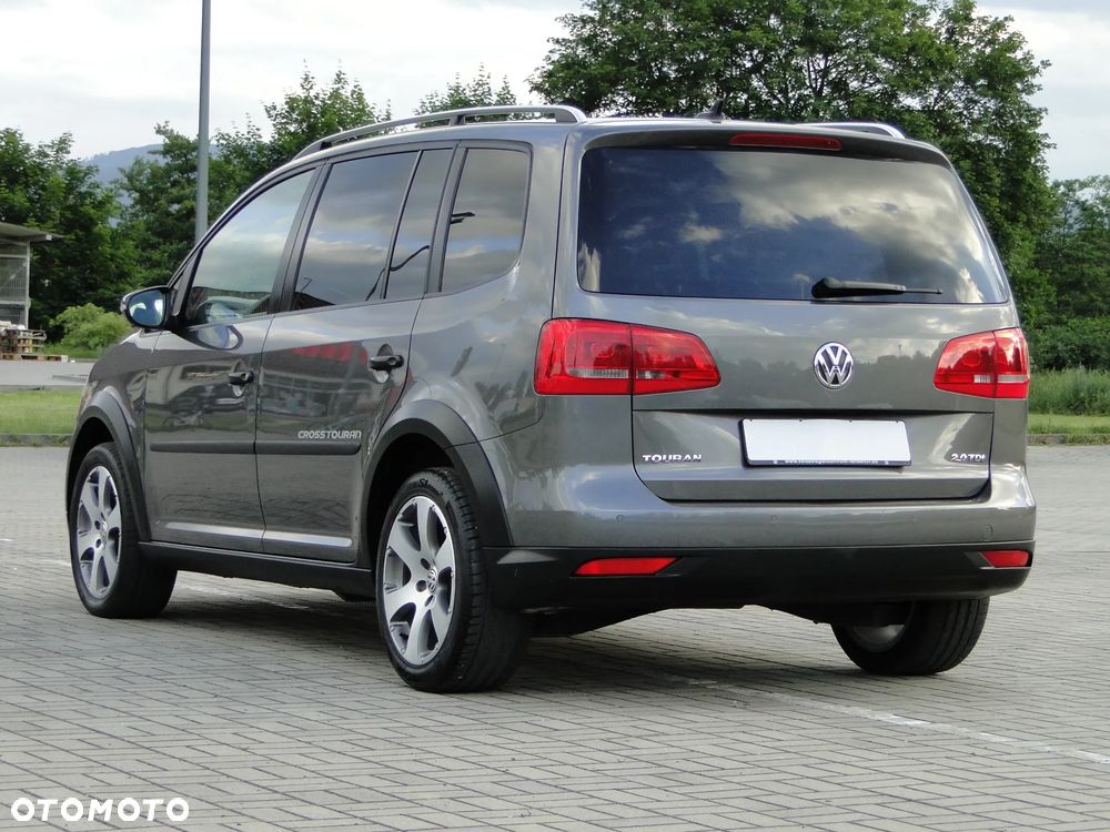 Volkswagen Touran 2.0 TDI DPF Cross - 3