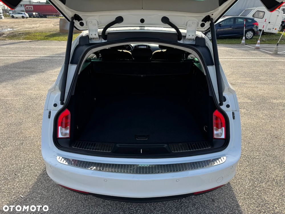 Opel Insignia 2.0 CDTI Design Edition - 6