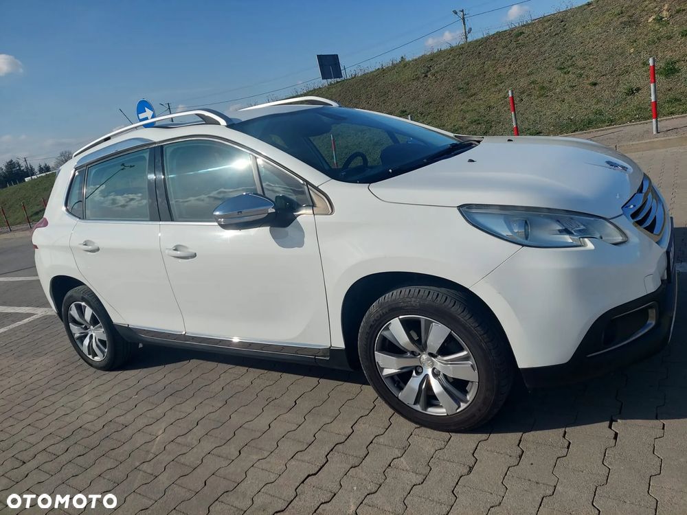 Peugeot 2008 PureTech 82 ETG5 STOP&START Allure - 1