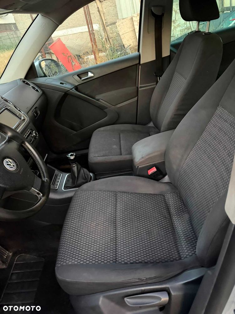 Volkswagen Tiguan - 6