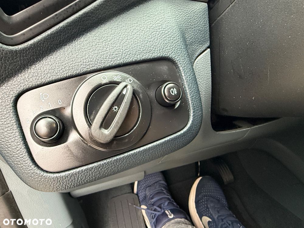 Ford Grand C-MAX 2.0 TDCi Titanium - 24