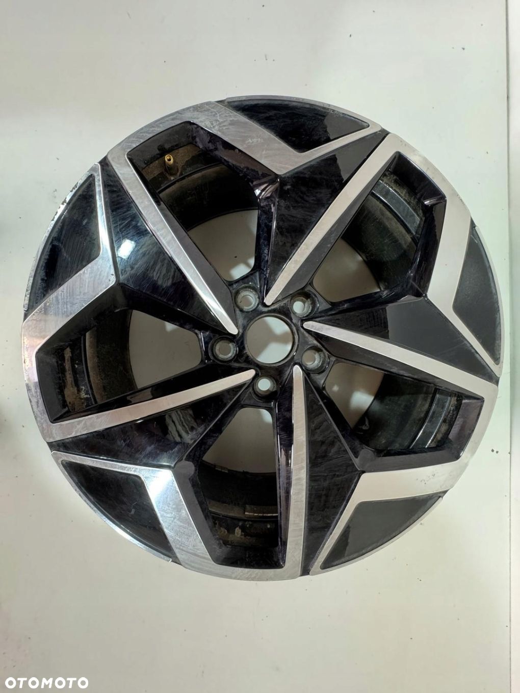 VOLKSWAGEN VW ID3 ID 3 FELGA ALUFELGA 19" 7,5J 5x112 ORYGINAŁ - 1