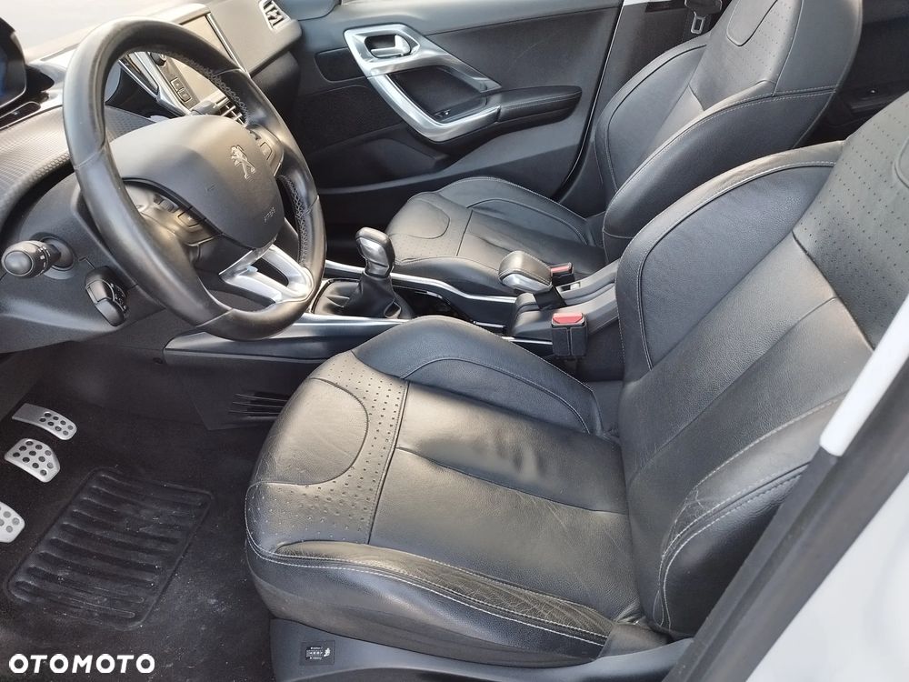 Peugeot 2008 1.6 BlueHDi Allure - 5