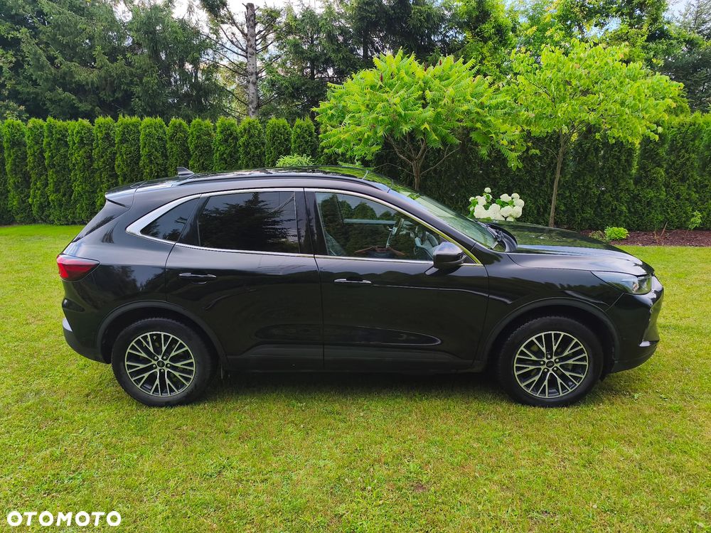 Ford Kuga - 4