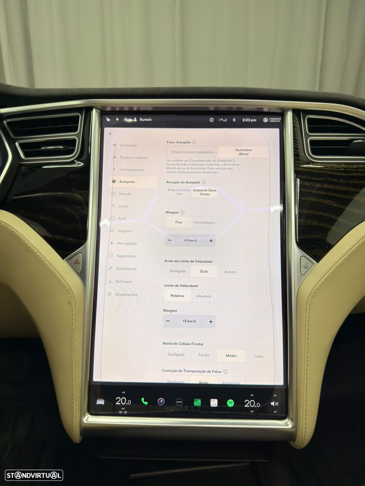 Tesla Model S 90D - 16