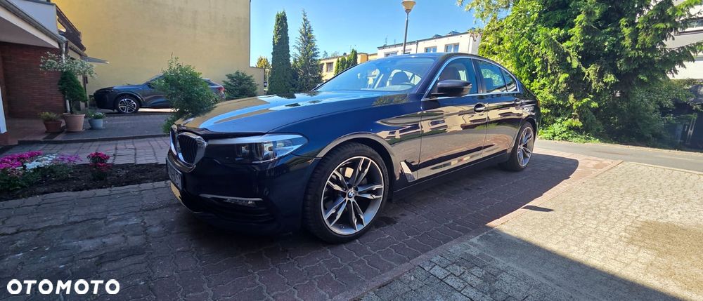 BMW Seria 5 520d xDrive - 3