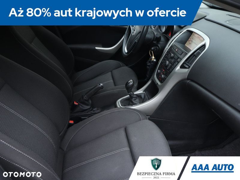 Opel Astra - 11
