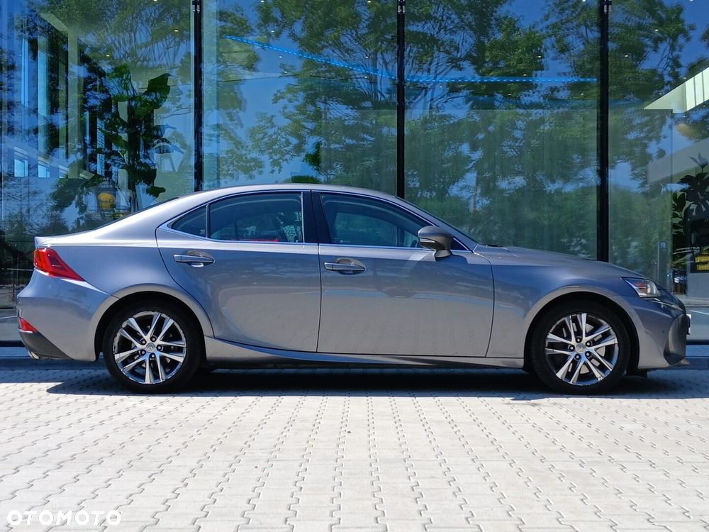 Lexus IS 200t Elegance - 4