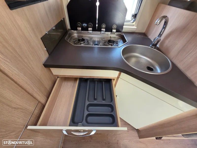 Giottiline Siena 390 Cama Central 5 Lugares - 11