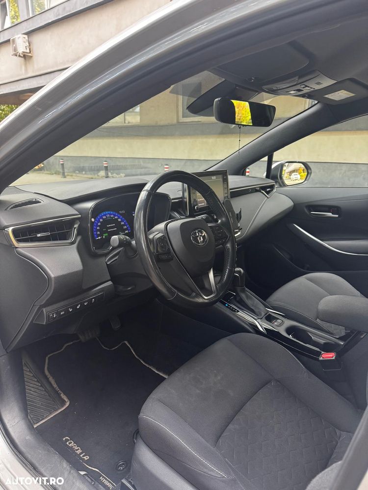 Toyota Corolla 1.8 HSD Dynamic - 9